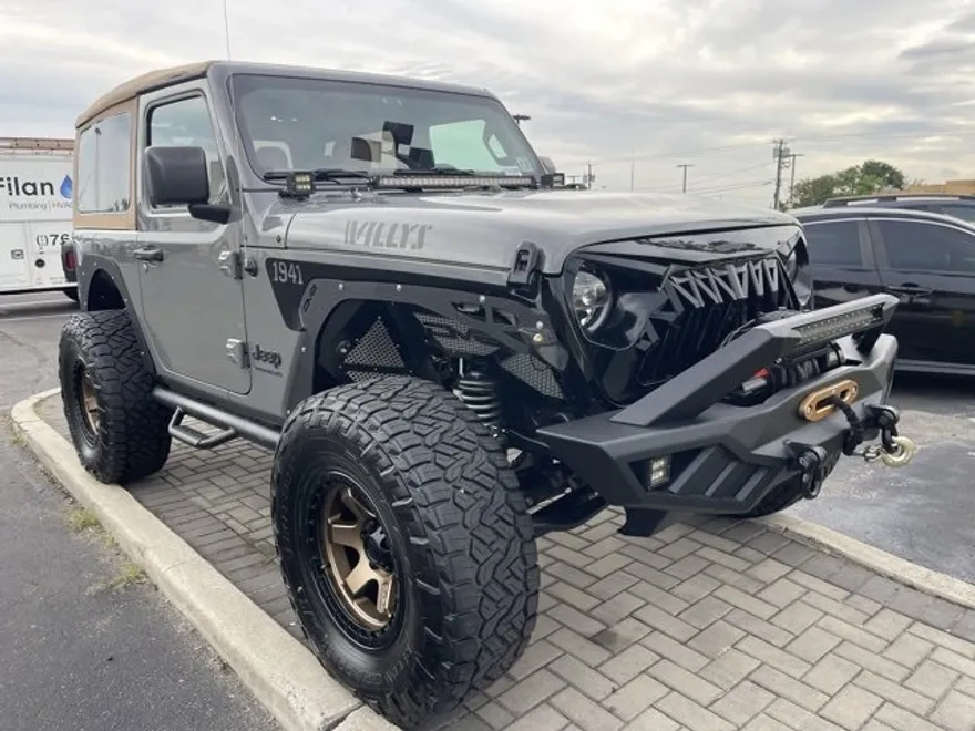 2022 Jeep Wrangler Willys photo 1