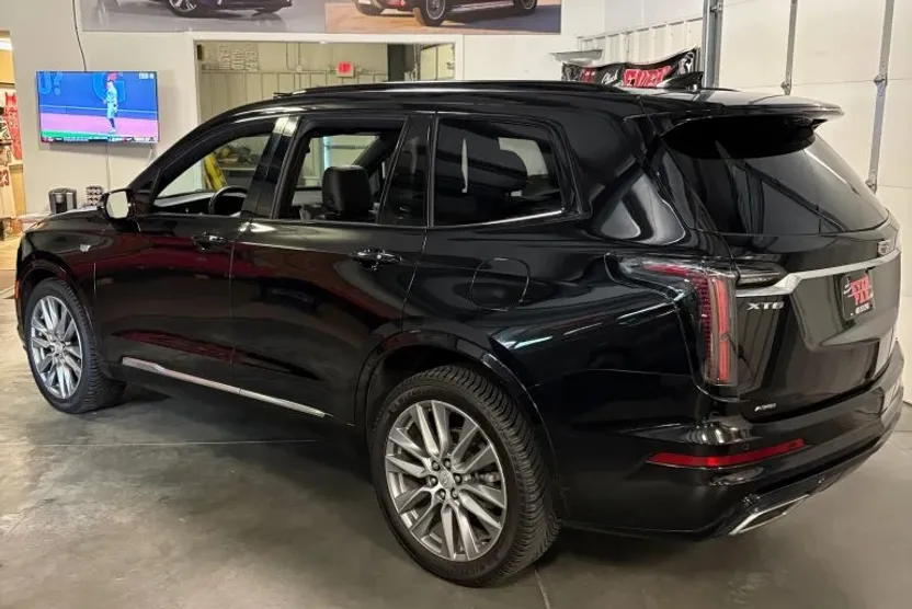 2020 Cadillac XT6 Sport photo 1