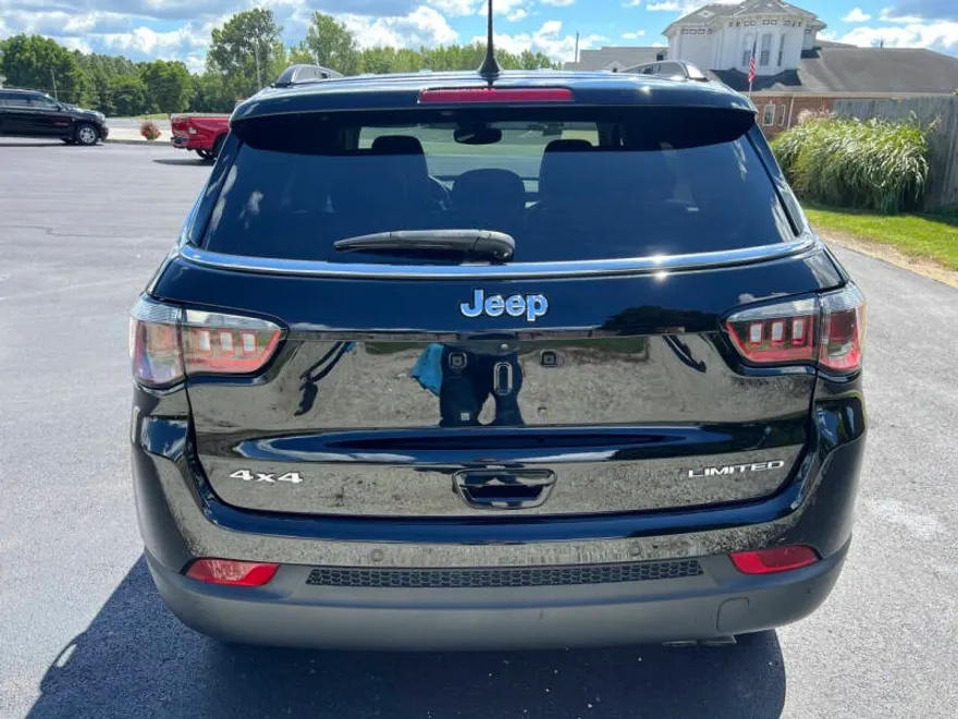 2022 Jeep Compass Limited photo 1