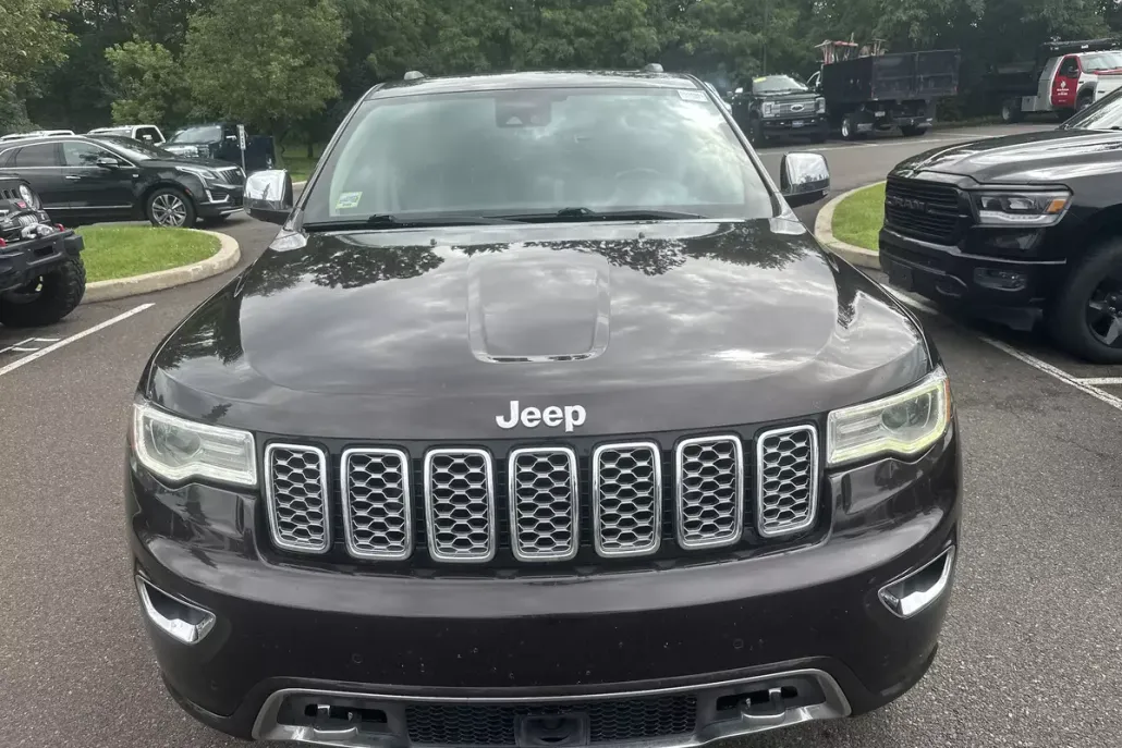 2017 Jeep Grand Cherokee Overland photo 1