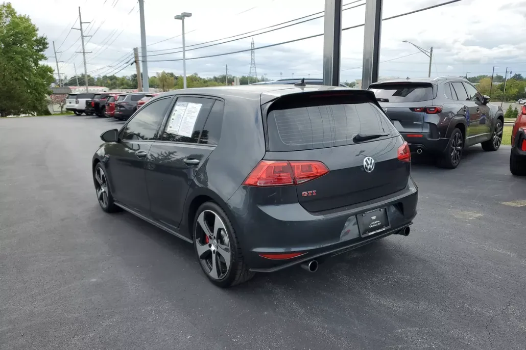 2017 Volkswagen Golf GTI Autobahn photo 1