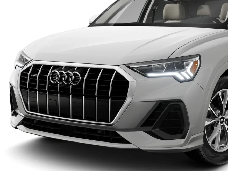 2025 Audi Q3 S line Premium Plus photo 1