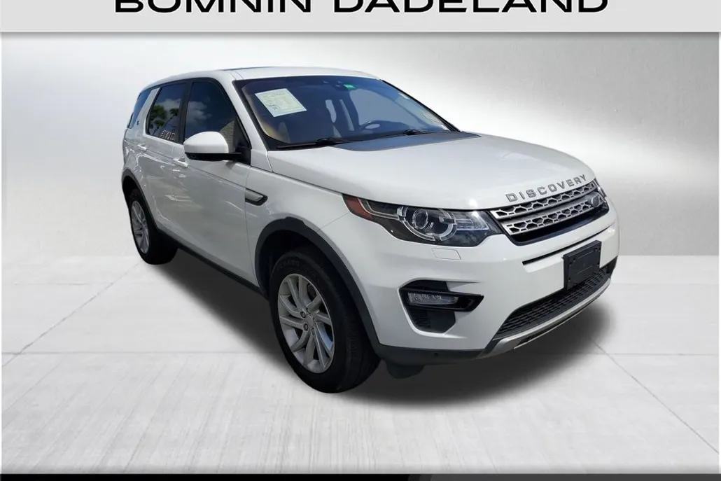 2019 Land Rover Discovery Sport HSE photo 1