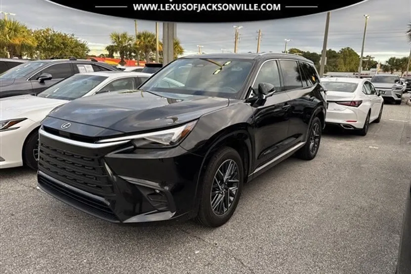 2025 Lexus NX 250 photo 1