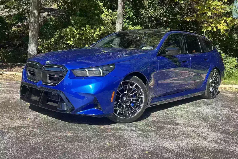 2025 Bmw M5 5 Touring photo 1