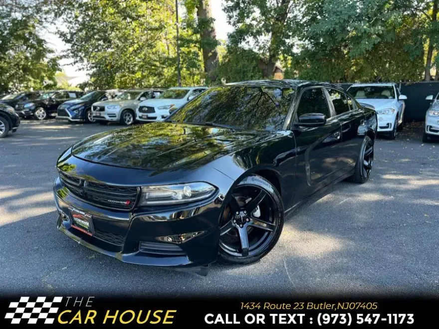 2021 Dodge Charger SXT photo 1