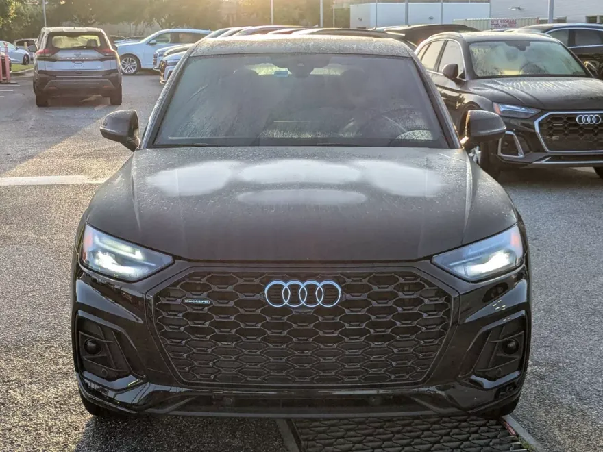 2023 Audi Q5 S line Premium Plus photo 1