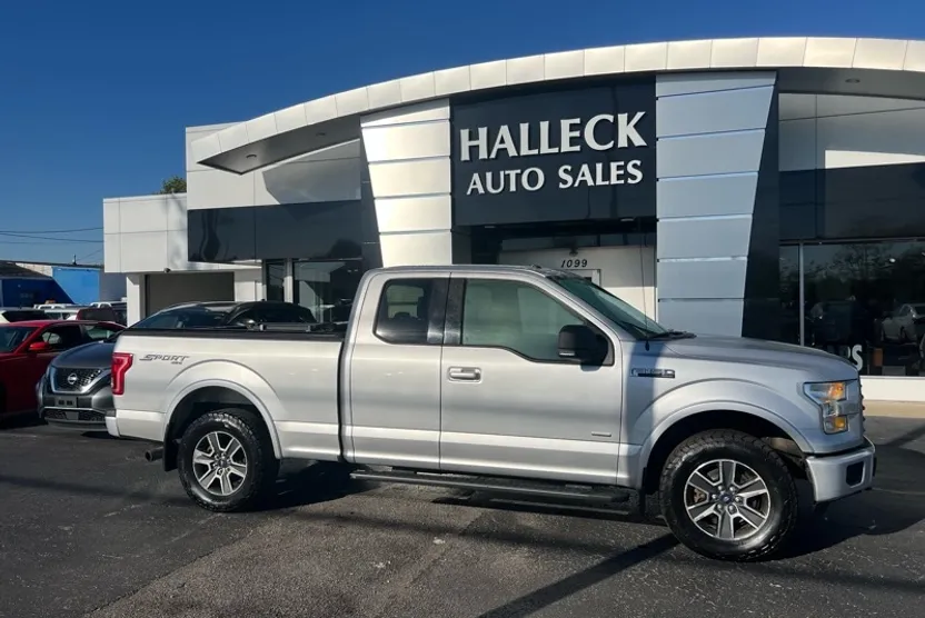 2015 Ford F-150 Lariat photo 1