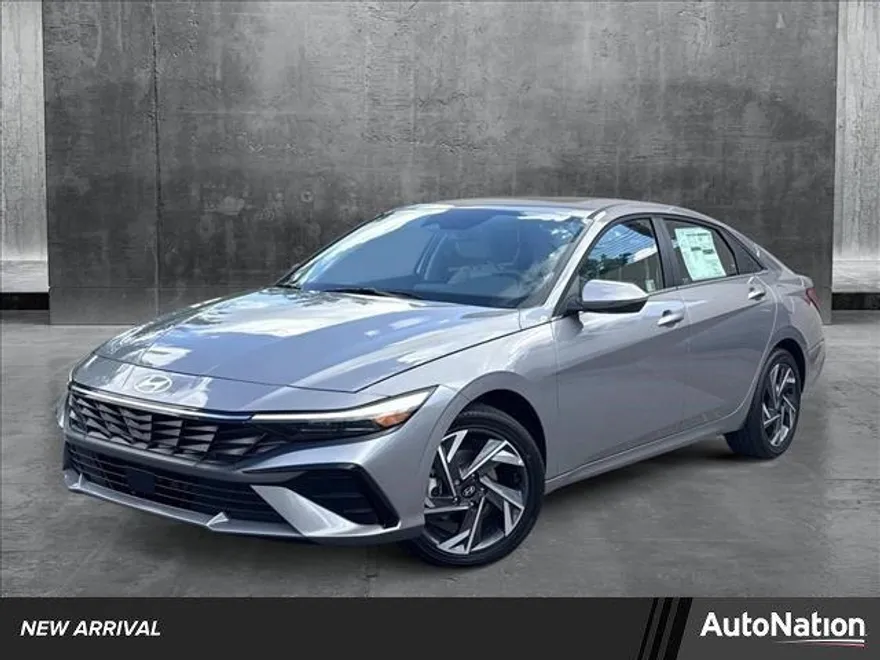 2025 Hyundai Elantra Hybrid Limited photo 1