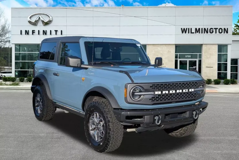 2022 Ford Bronco Badlands photo 1