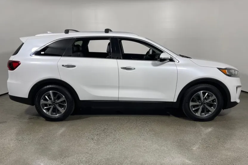 2019 Kia Sorento EX photo 1