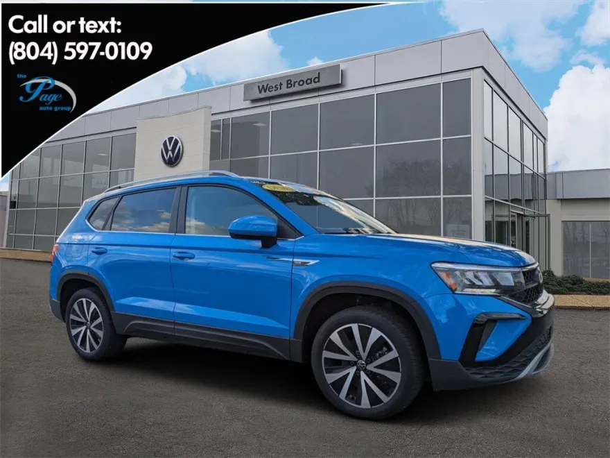2023 Volkswagen Taos SE photo 1