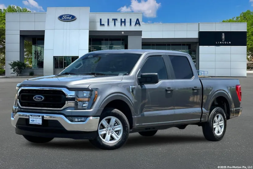 2023 Ford F-150 XLT photo 1