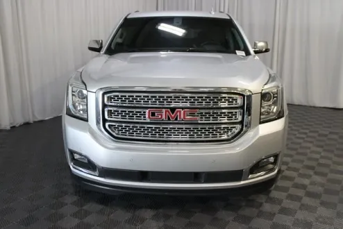 2018 Gmc Yukon XL SLE photo 2