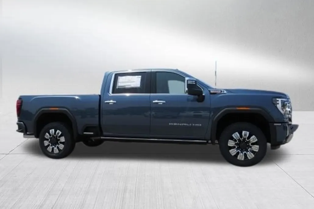 2025 Gmc Sierra 2500 HD Denali photo 1