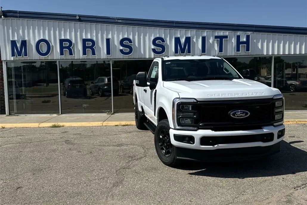 2024 Ford F-350 XL photo 1