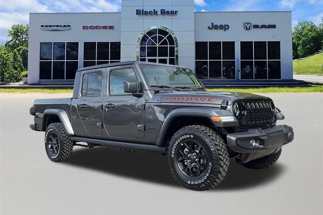 2025 Jeep Gladiator Willys photo 1