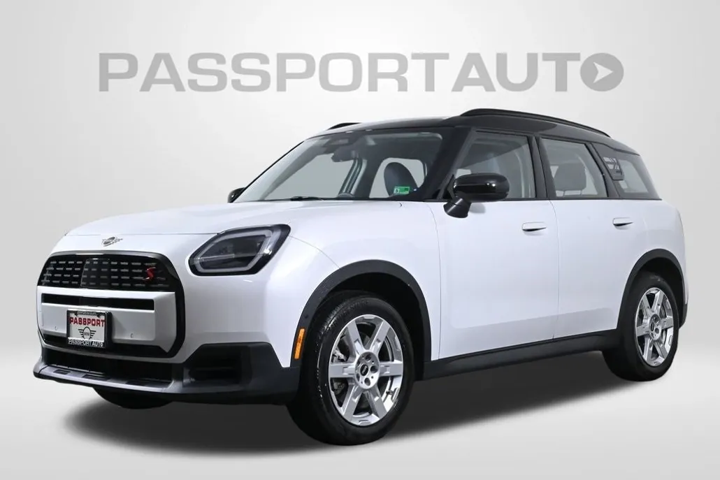 2025 Mini Countryman ALL4 S photo 1