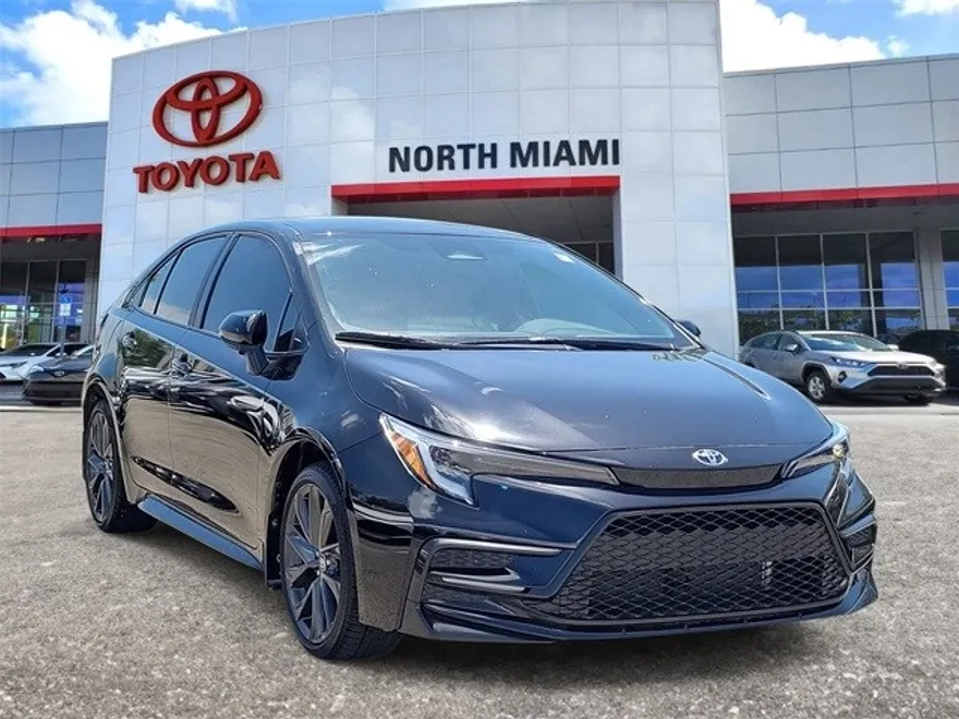 2025 Toyota Corolla SE photo 1