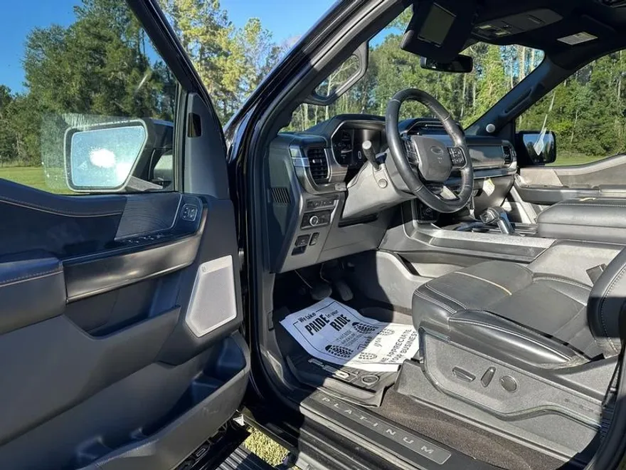 2022 Ford F-150 photo 1