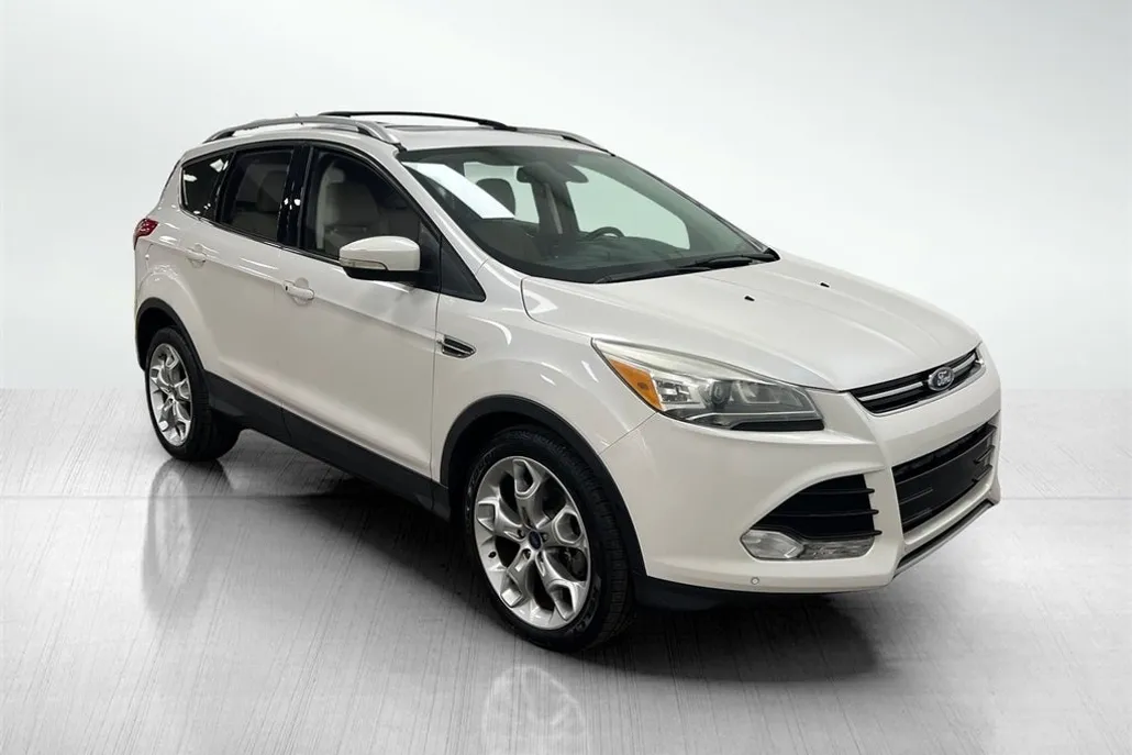2015 Ford Escape Titanium photo 1