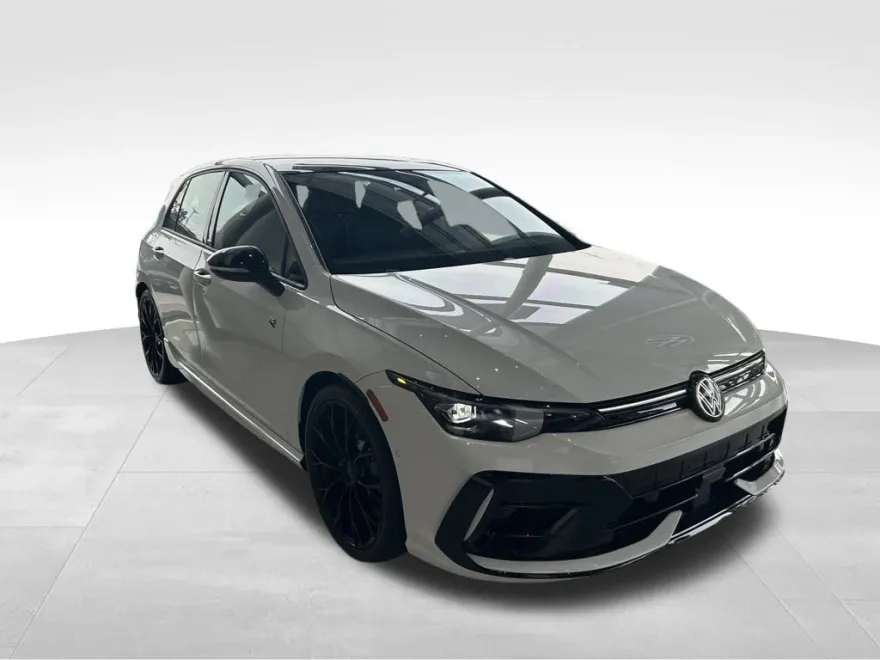 2025 Volkswagen Golf R photo 1