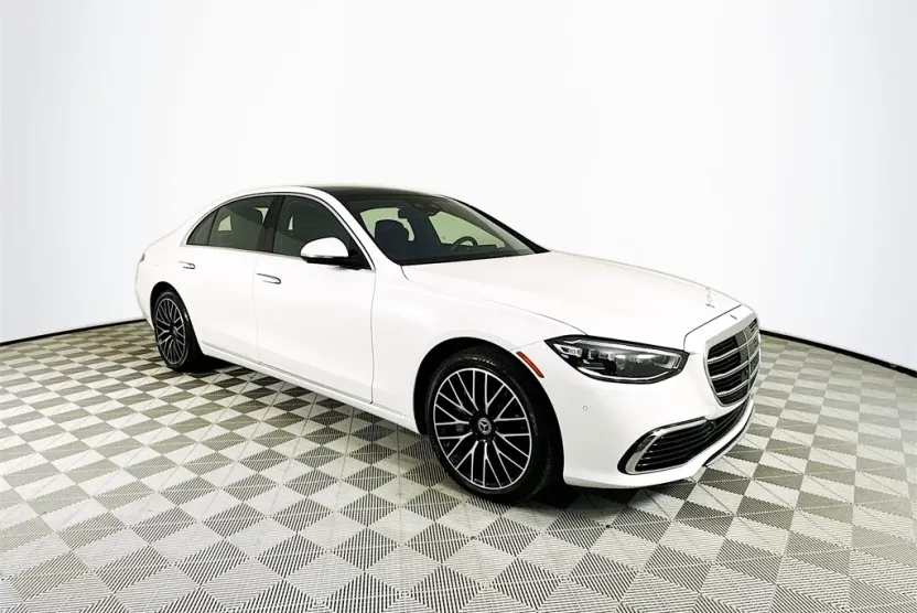 2024 Mercedes Benz S 580 4MATIC photo 1