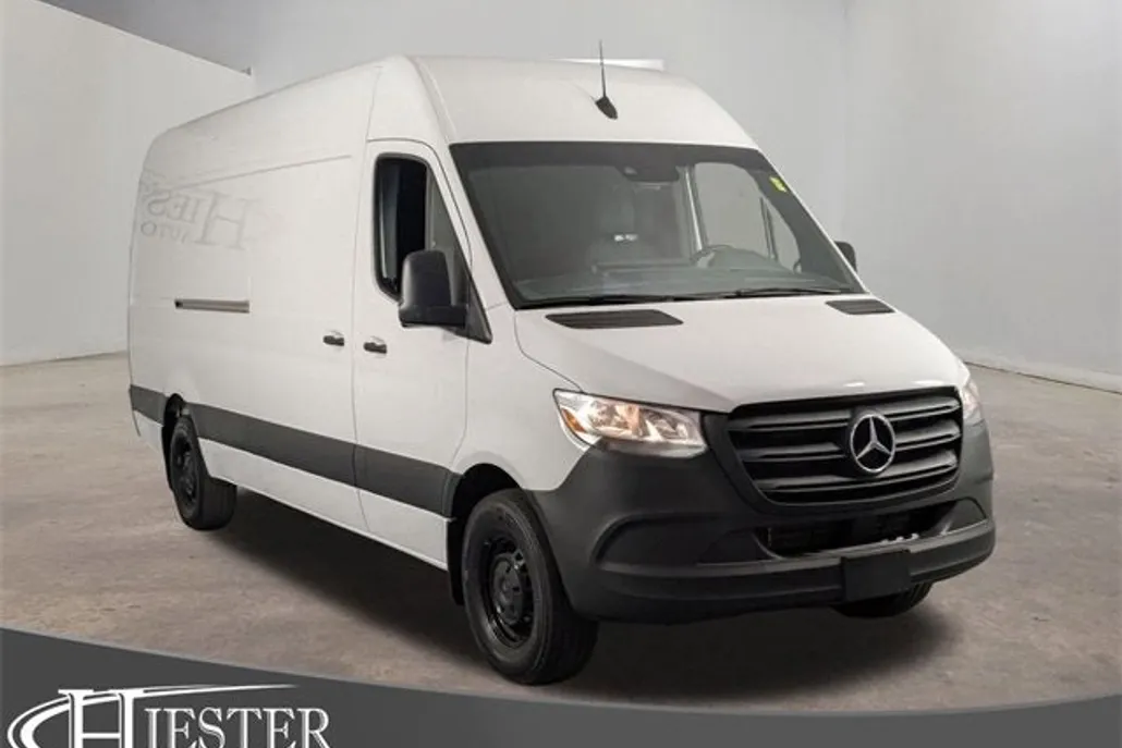 2024 Mercedes Benz Sprinter 2500 photo 1