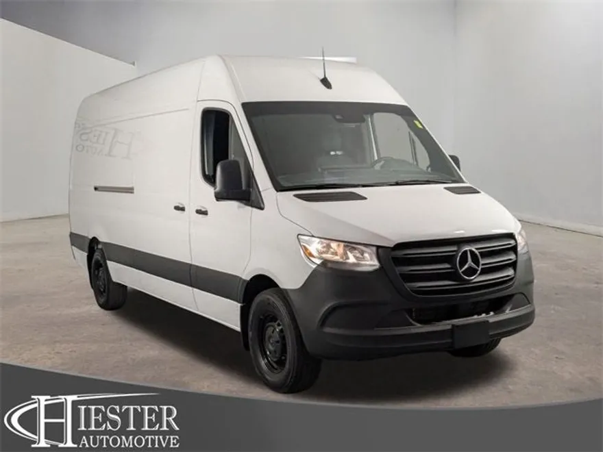2024 Mercedes Benz Sprinter 2500 photo 1