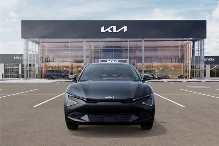 2025 Kia EV6 Light photo 1