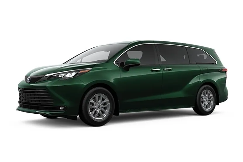 2025 Toyota Sienna XLE photo 1