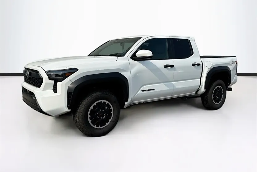 2024 Toyota Tacoma TRD Off-Road photo 1