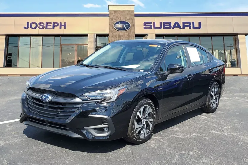 2025 Subaru Legacy Premium photo 1