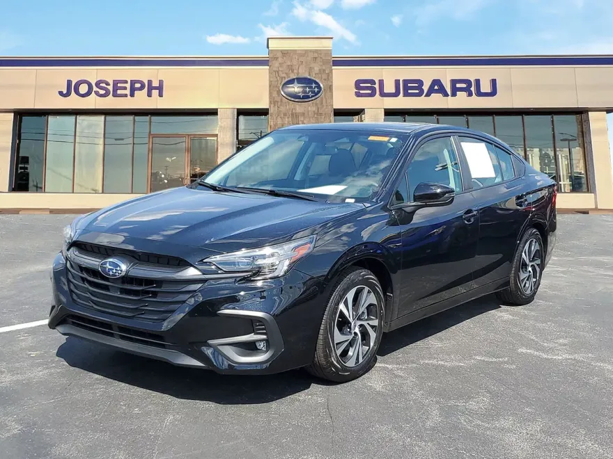 2025 Subaru Legacy Premium photo 1