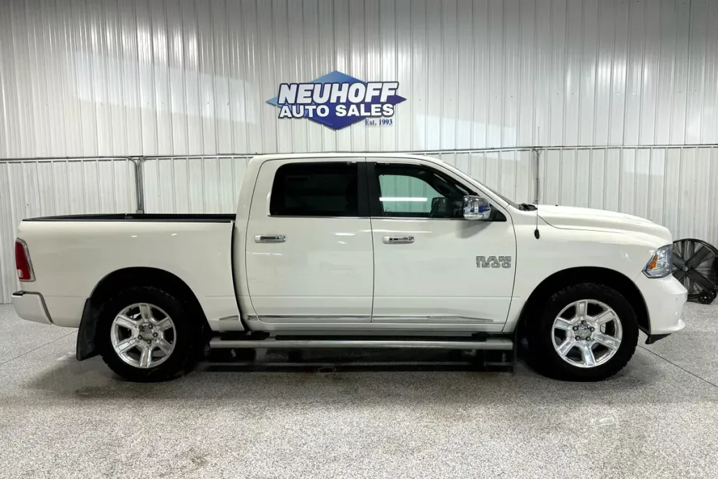 2016 Ram 1500 Laramie Limited photo 1