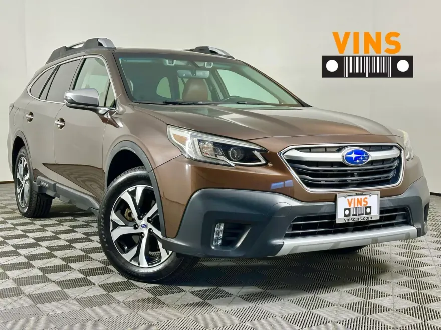 2020 Subaru Outback Touring photo 1