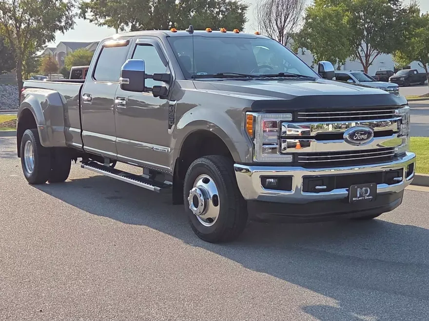 2019 Ford F-350 photo 1