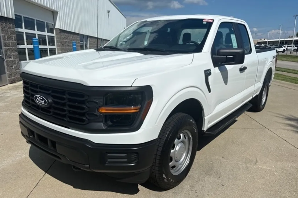2025 Ford F-150 XL photo 1
