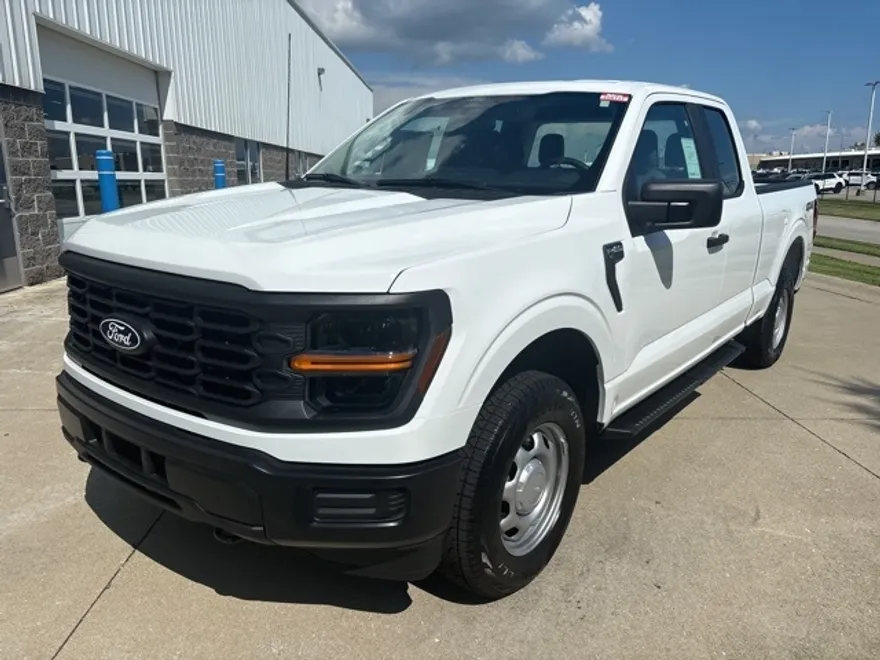 2025 Ford F-150 XL photo 1