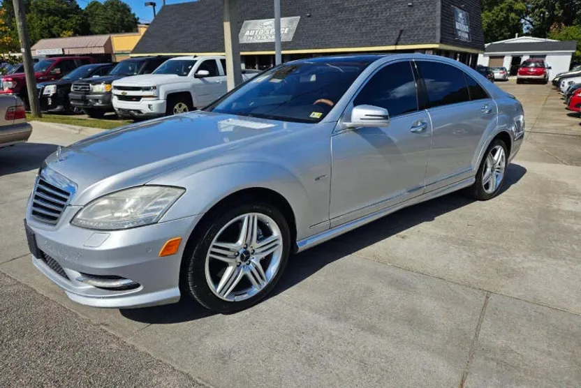 2012 Mercedes Benz S 550 4MATIC photo 1
