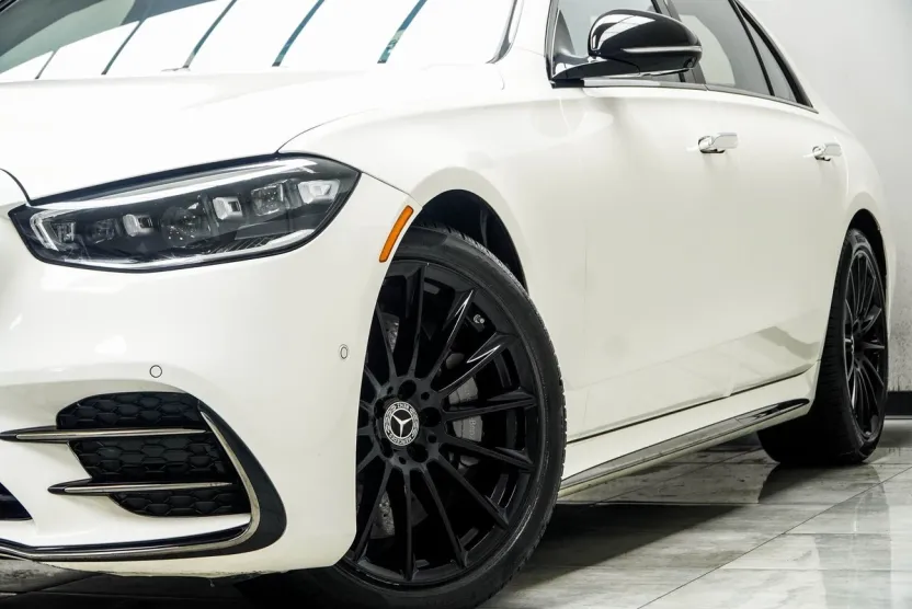 2023 Mercedes Benz S 580 4MATIC photo 1