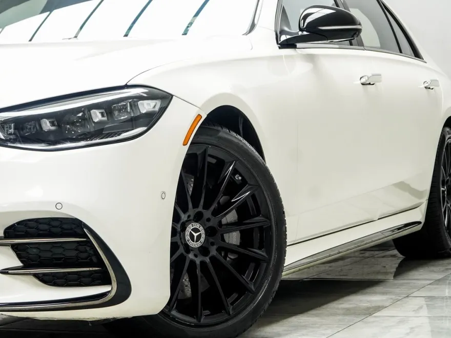 2023 Mercedes Benz S 580 4MATIC photo 1