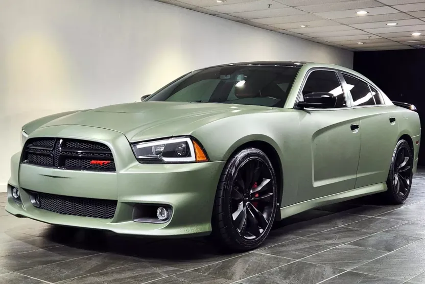 2014 Dodge Charger SRT8 photo 1