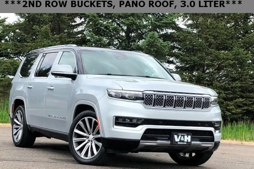 2022 Jeep Grand Wagoneer II photo 1