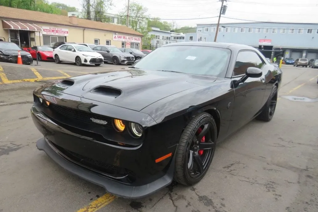 2020 Dodge Challenger SRT8 Hellcat photo 1