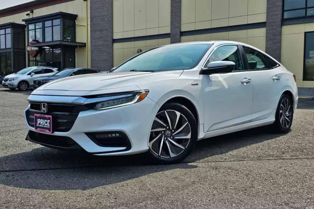 2021 Honda Insight Touring photo 1