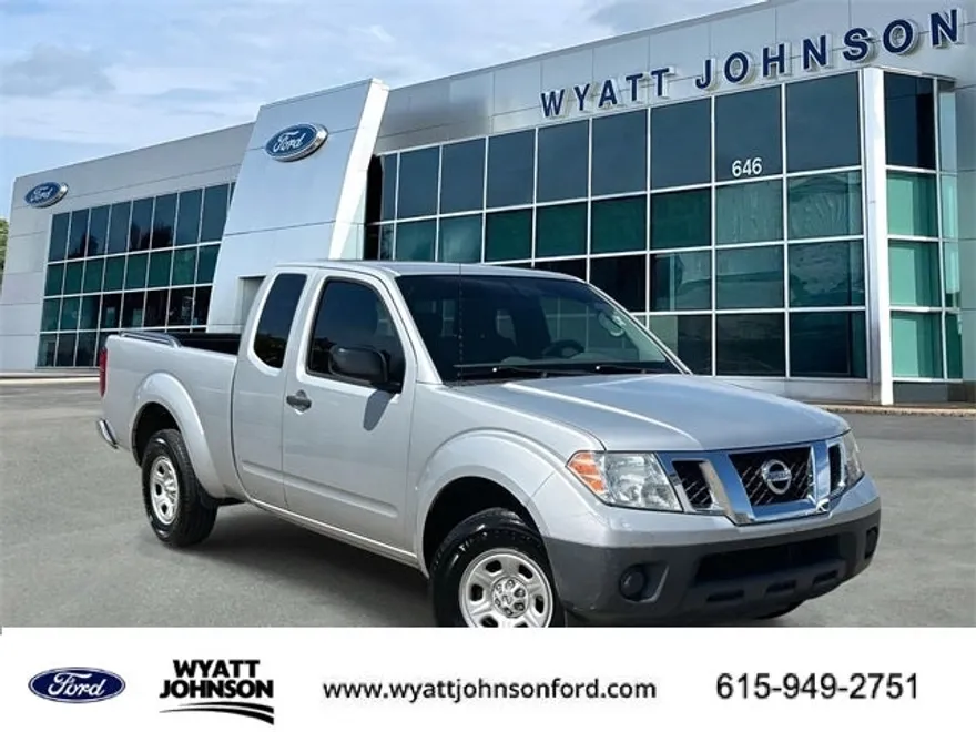 2015 Nissan Frontier S photo 1