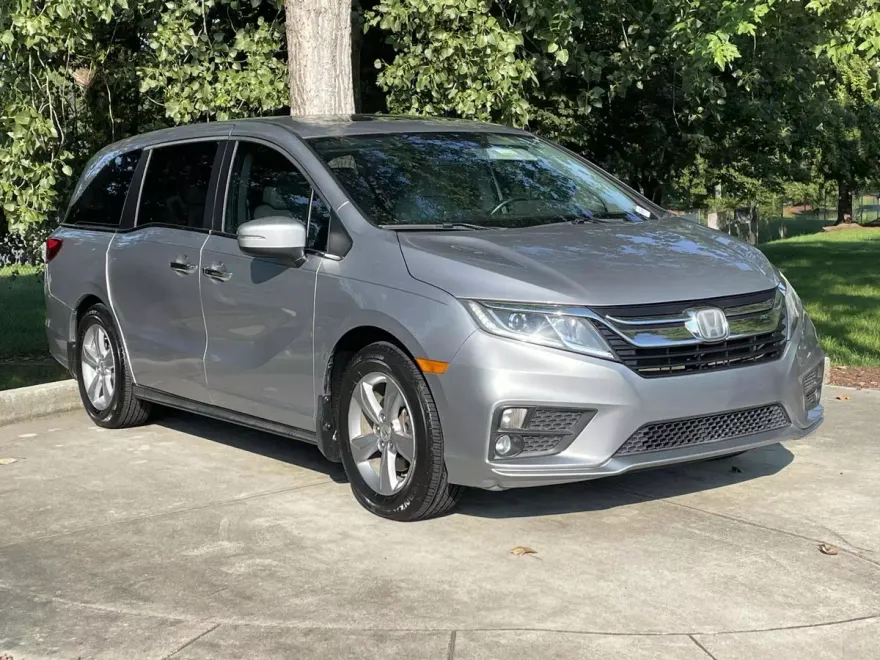 2018 Honda Odyssey EX-L photo 1