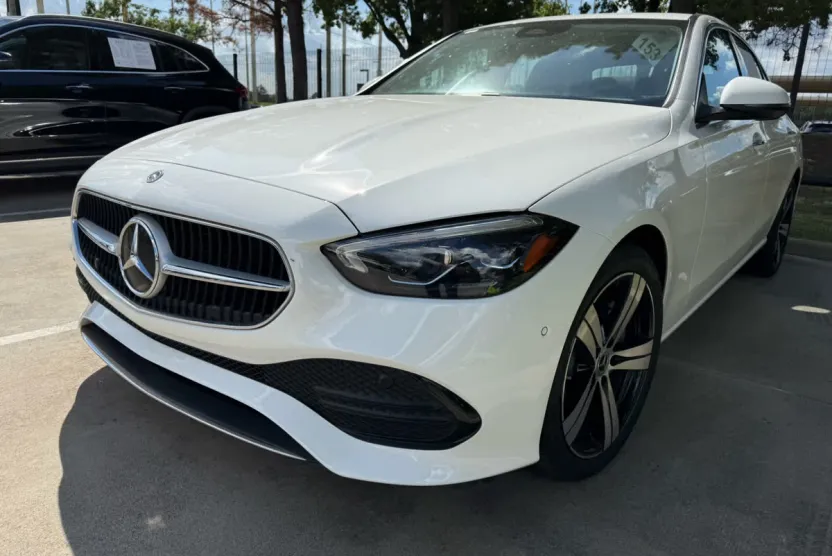 2025 Mercedes Benz C 300 photo 1