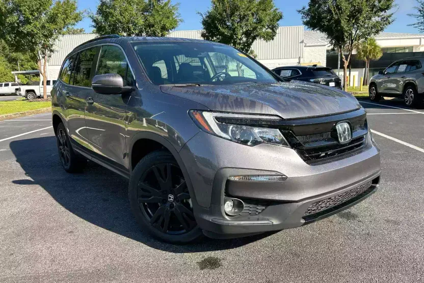 2021 Honda Pilot Special Edition photo 1